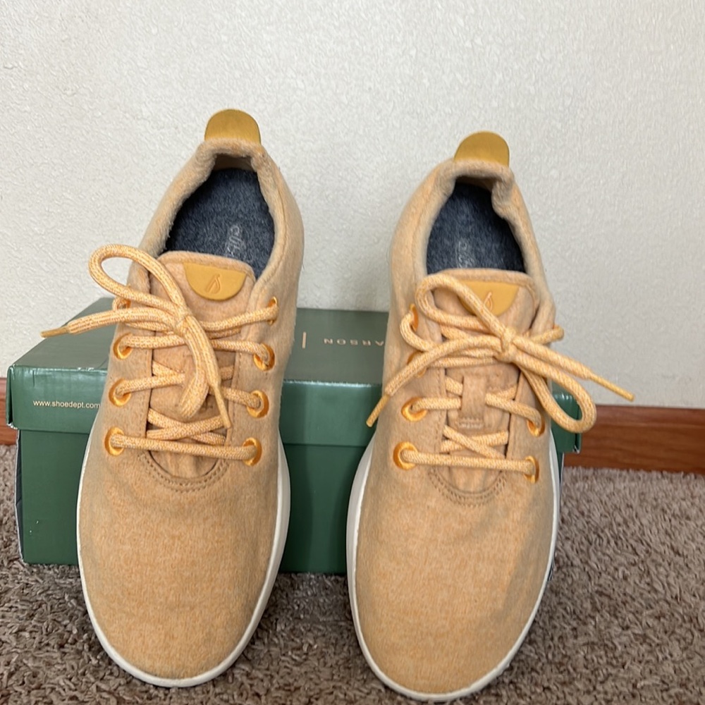 Unisex Tuke Honey Allbirds shoes - Picture 3 of 4